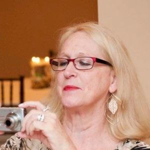 Meet your Posher, Carol